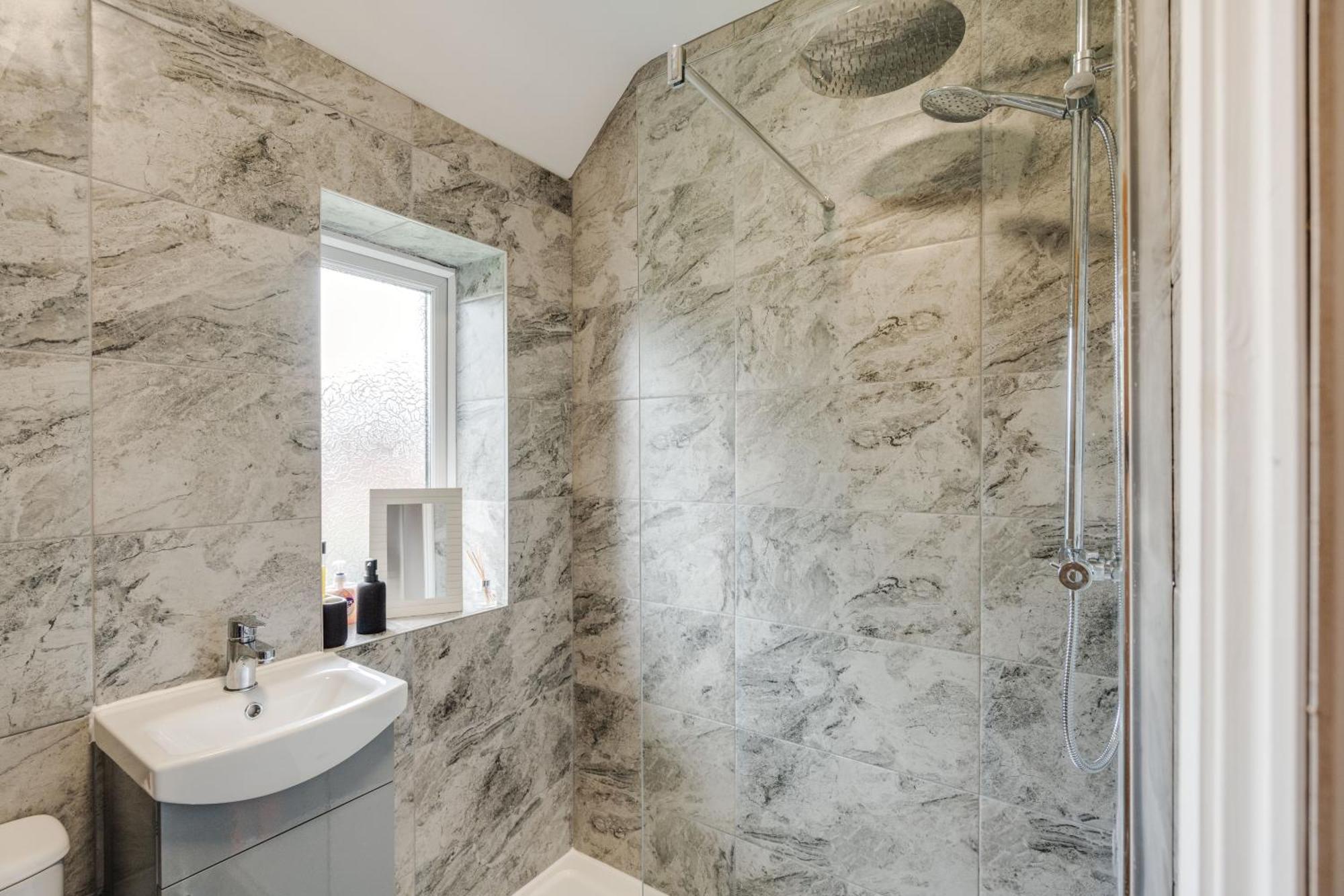 Shawe House - 10 Minute Mcr Airport - Free Parking Βίλα Wythenshawe Δωμάτιο φωτογραφία